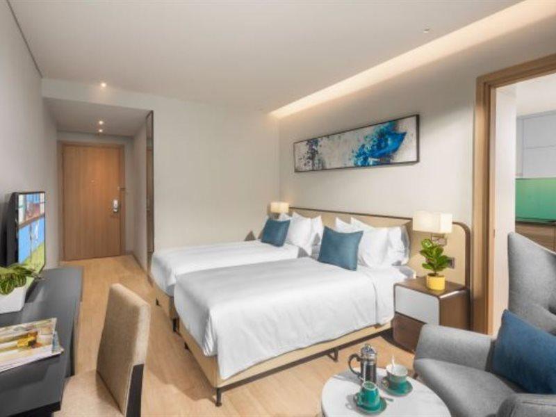 Citadines Marina Ha Long Apartment Екстериор снимка